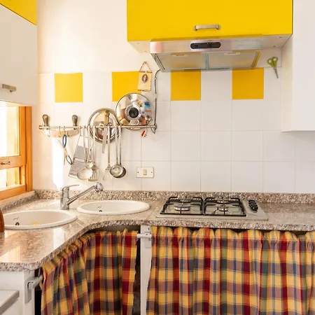 Charming In - 38 M² - Parking * 칼라세타
