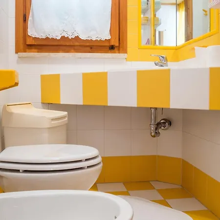 Charming In - 38 M² - Parking アパート カラゼッタ